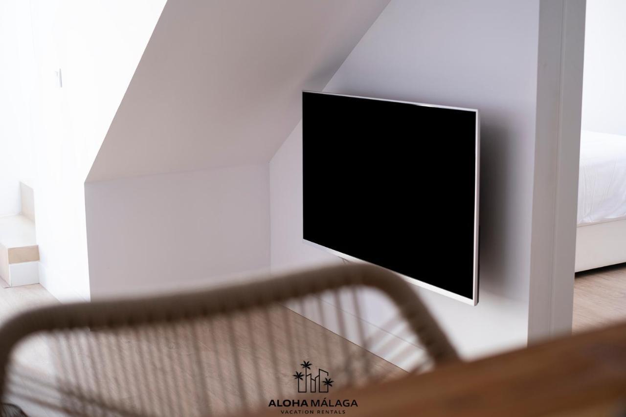 Luxury Duplex With Pool And Padel Court In Town Apartman Málaga Kültér fotó
