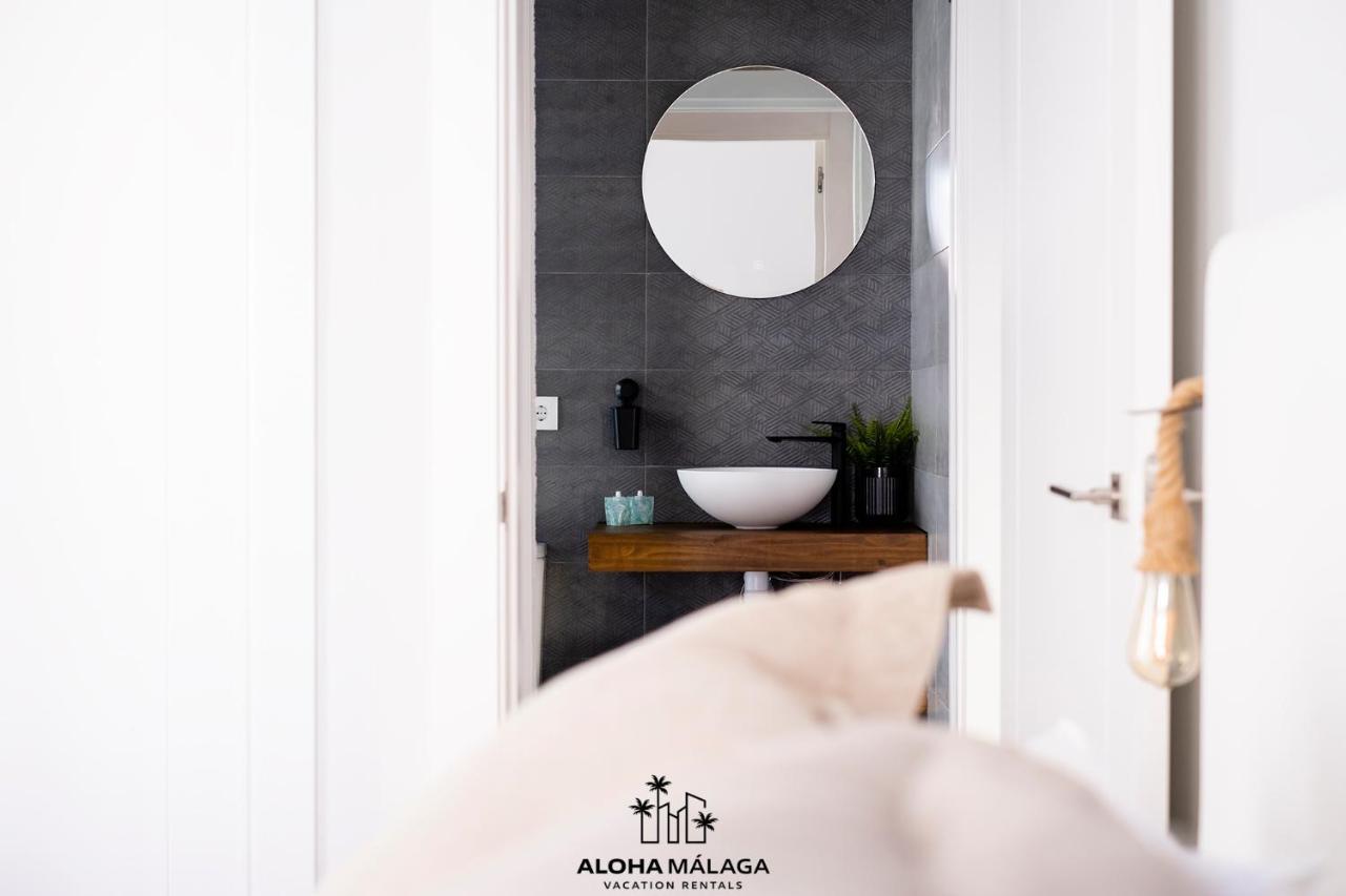 Luxury Duplex With Pool And Padel Court In Town Apartman Málaga Kültér fotó