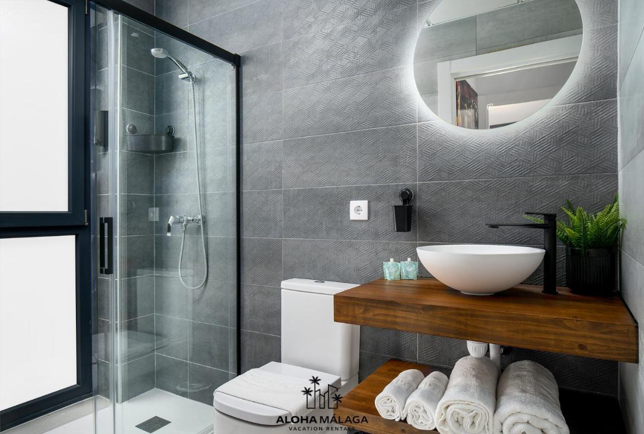 Luxury Duplex With Pool And Padel Court In Town Apartman Málaga Kültér fotó