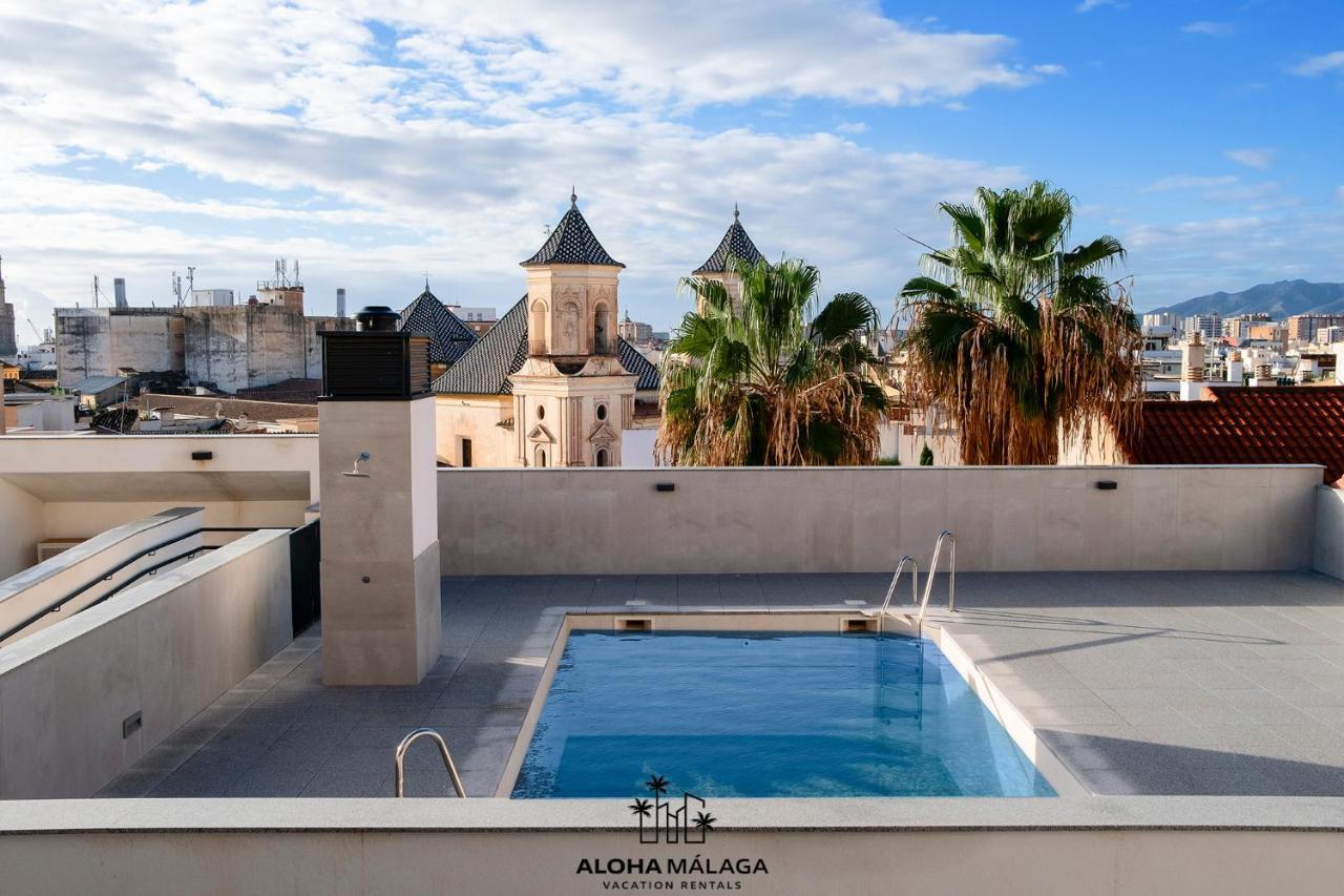 Luxury Duplex With Pool And Padel Court In Town Apartman Málaga Kültér fotó