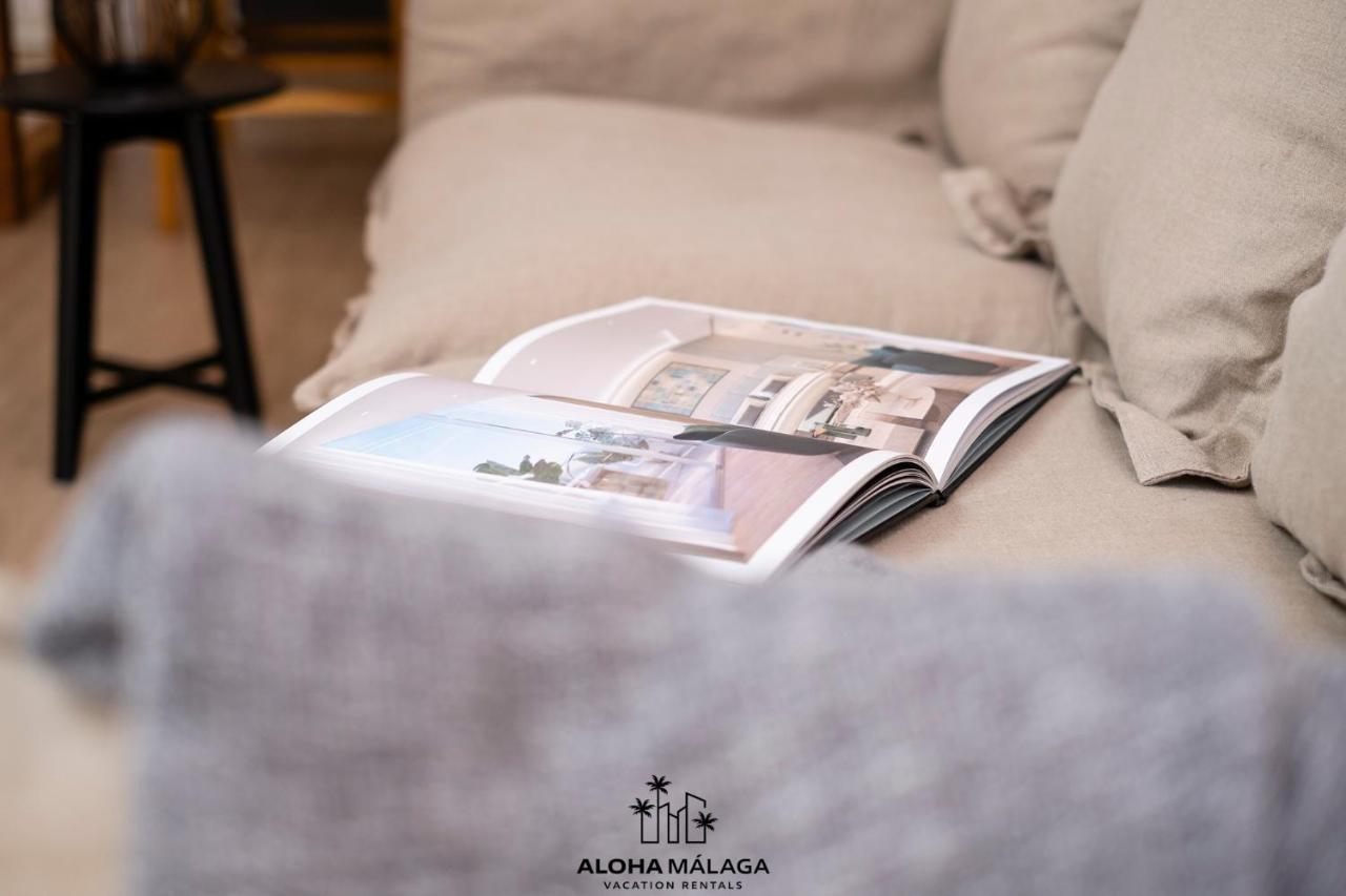 Luxury Duplex With Pool And Padel Court In Town Apartman Málaga Kültér fotó
