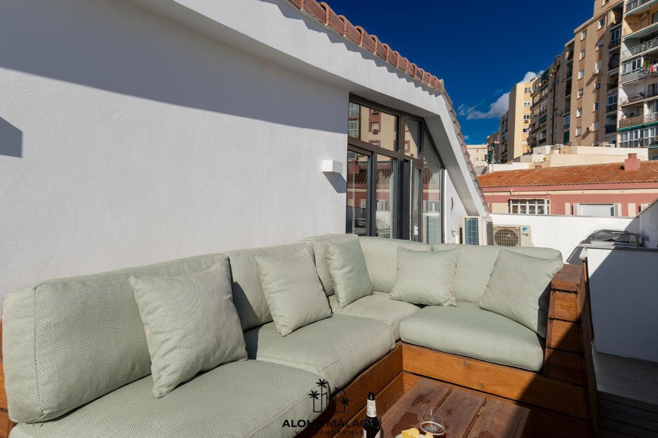 Luxury Duplex With Pool And Padel Court In Town Apartman Málaga Kültér fotó