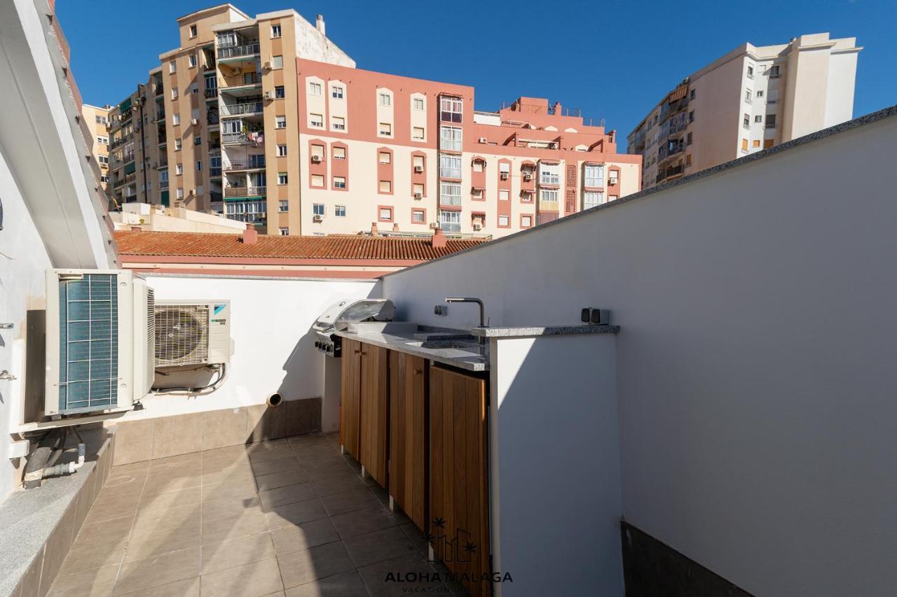 Luxury Duplex With Pool And Padel Court In Town Apartman Málaga Kültér fotó
